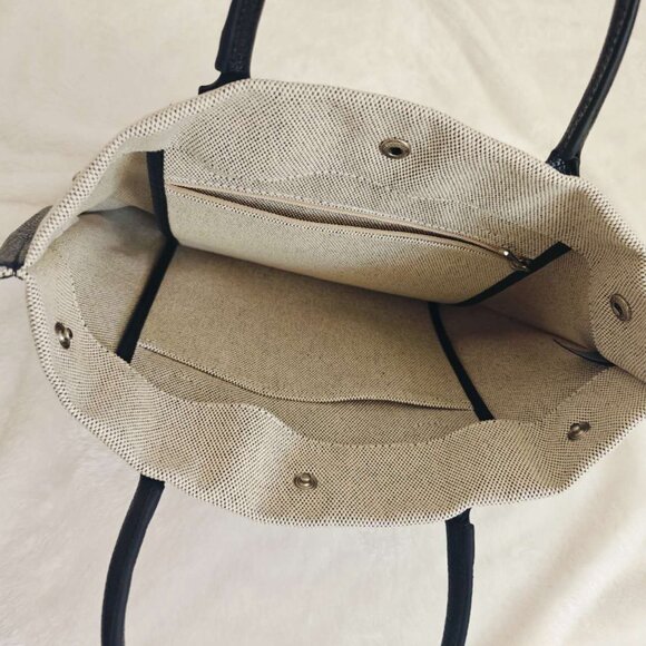 New LongChamp Essential M Tote bag Ecru Canvas - Picture 10 of 12